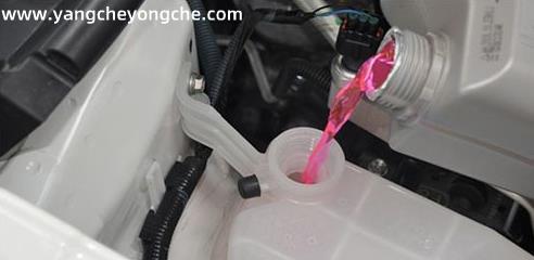 汽车水箱加防冻液还是冷却液
